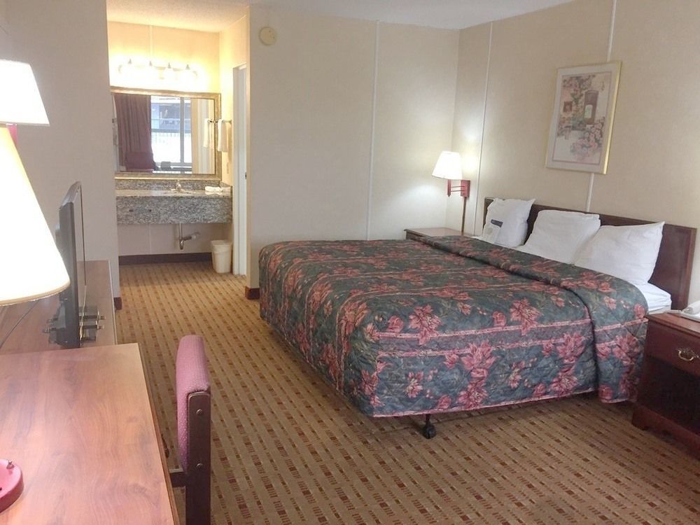 Days Inn By Wyndham Cave City Extérieur photo