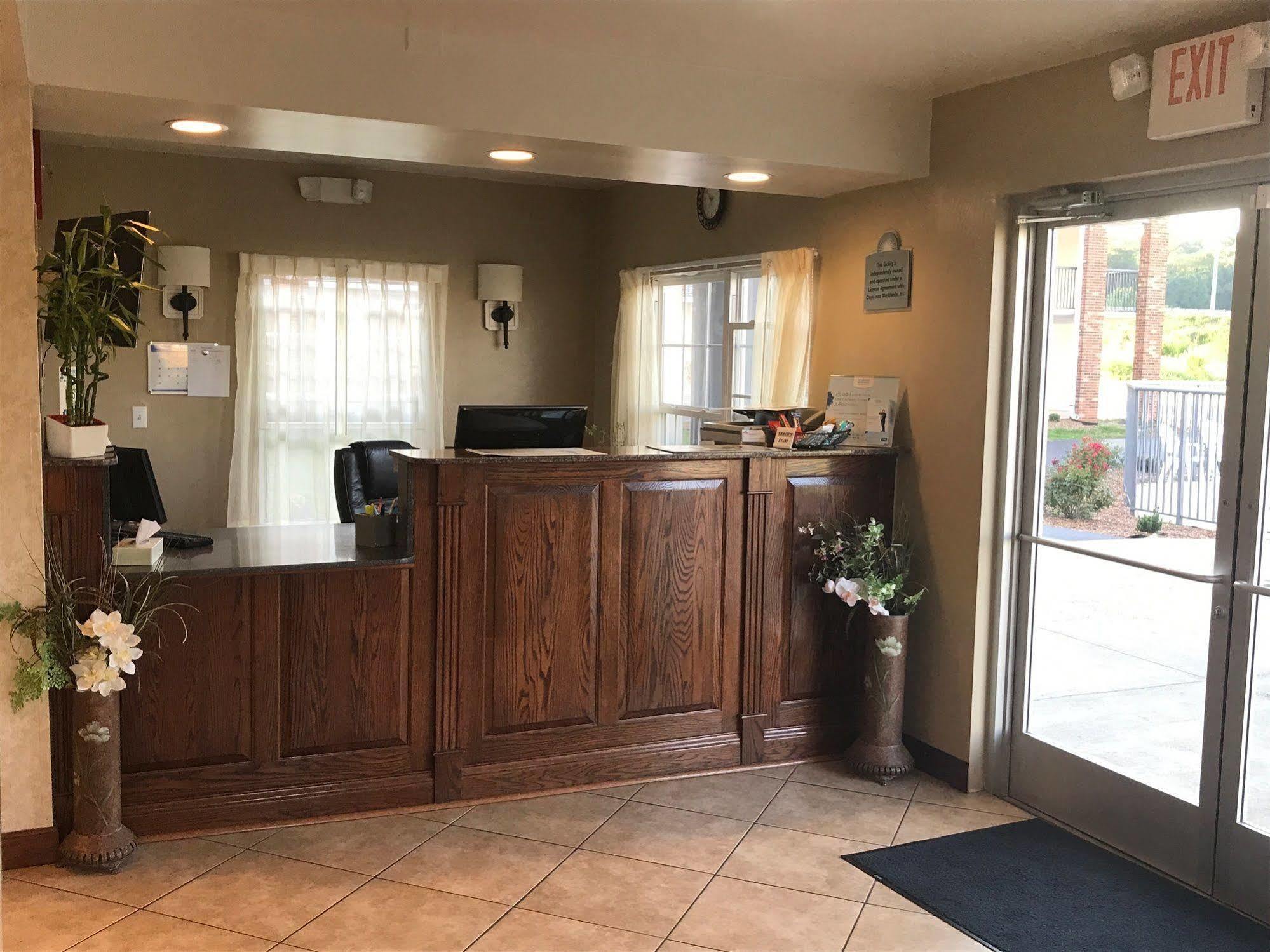 Days Inn By Wyndham Cave City Extérieur photo