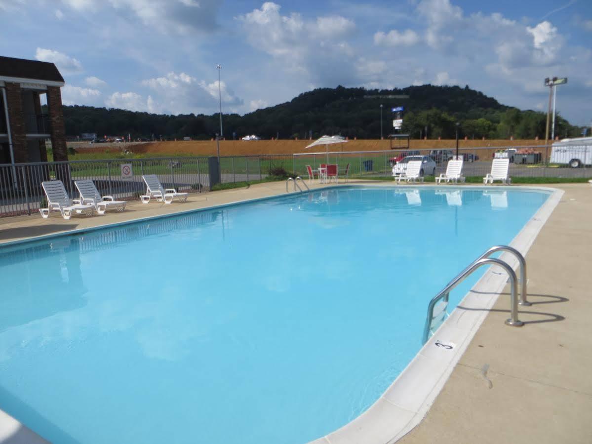 Days Inn By Wyndham Cave City Extérieur photo