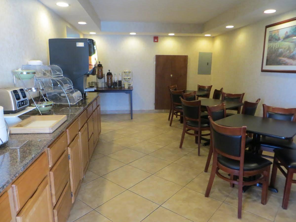 Days Inn By Wyndham Cave City Extérieur photo